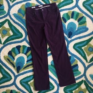 🌻org. $12 St. John’s Bay Jeans